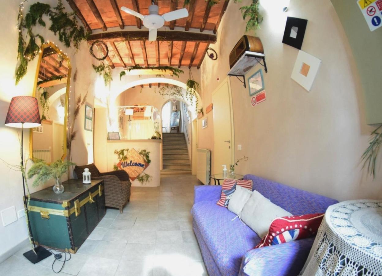 פיזה - Il Casale Toscano - 1900Mt From Leaning Tower - No Breakfast - Free Parking מראה חיצוני תמונה