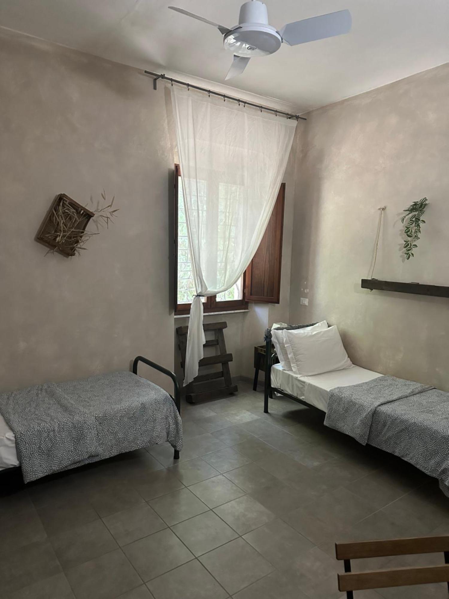פיזה - Il Casale Toscano - 1900Mt From Leaning Tower - No Breakfast - Free Parking מראה חיצוני תמונה